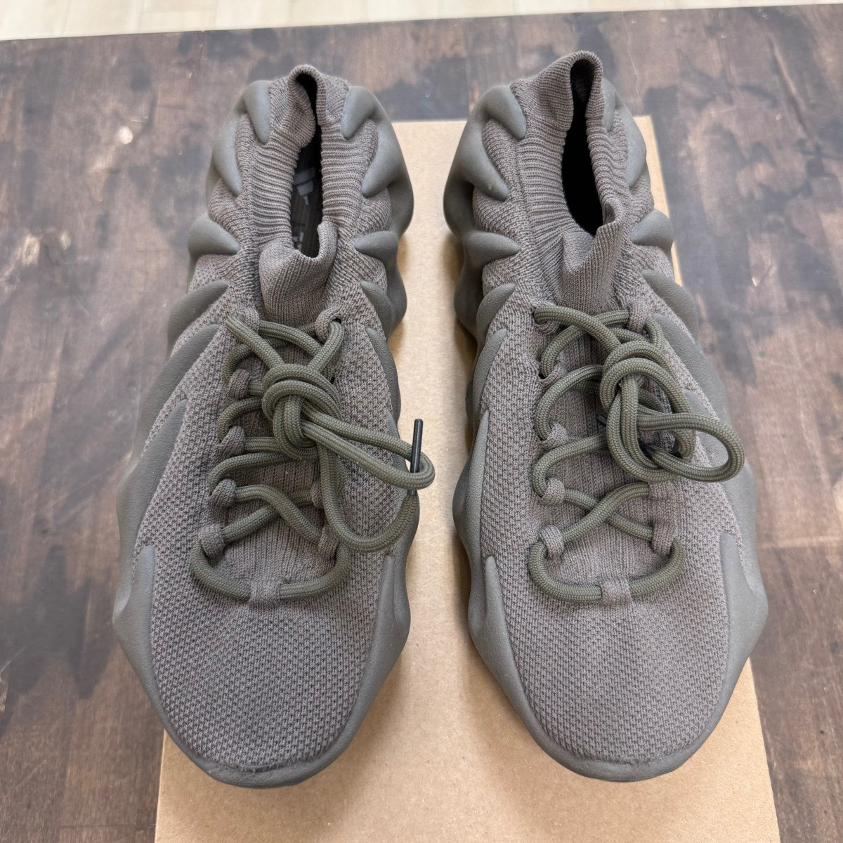 adidas Yeezy 450 Cinder Size 10.5 (Pre-Owned) - Image 2
