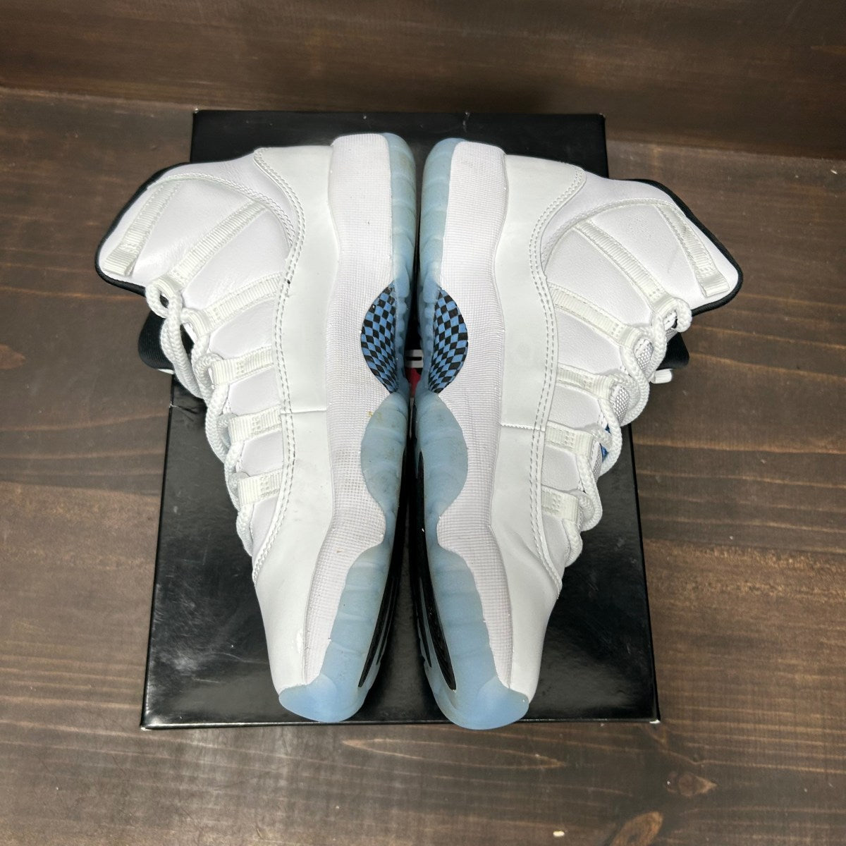 Jordan 11 Retro Legend Blue (2024) (GS) - Image 4
