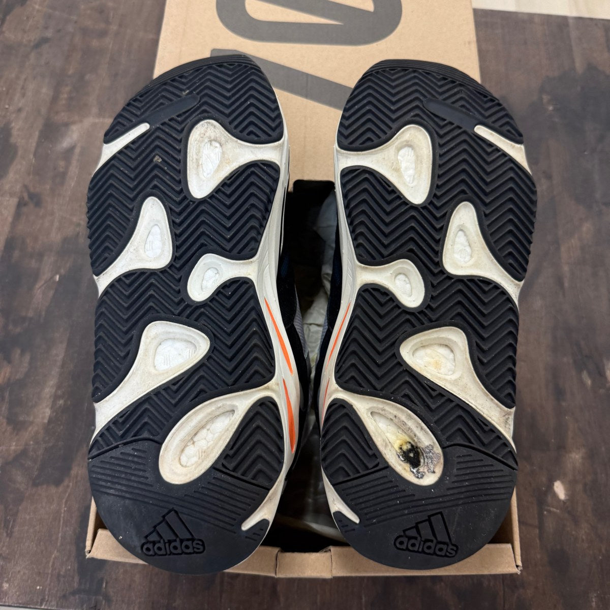 adidas Yeezy Boost 700 Wave Runner - Image 4