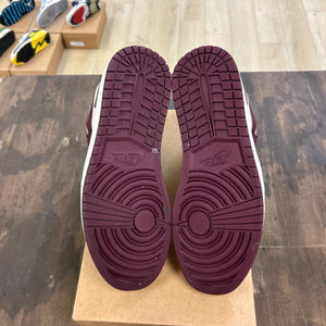 Jordan 1 Retro High OG Bordeaux Size 11 (Pre-Owned) - Image 5