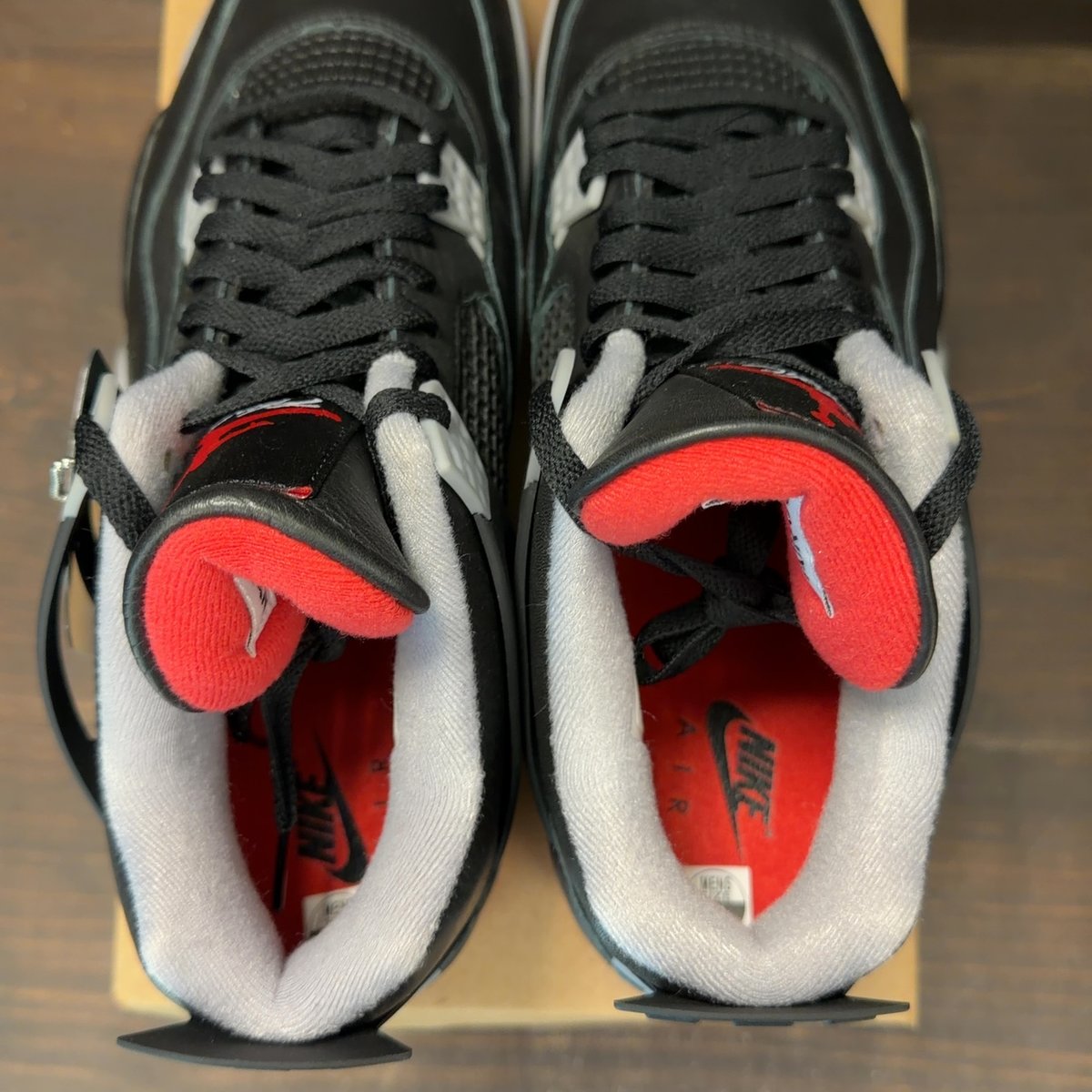 Jordan 4 Retro Bred Reimagined Size 12 - aux