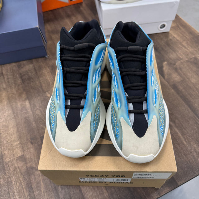 Arzareth Yeezy 700 V3 (USED, Replacement Box)