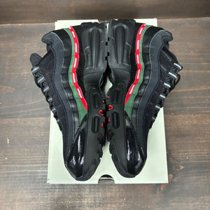 Nike Air Max 95 SP Undefeated Black Size 10.5 (Pre-Owned) - tag