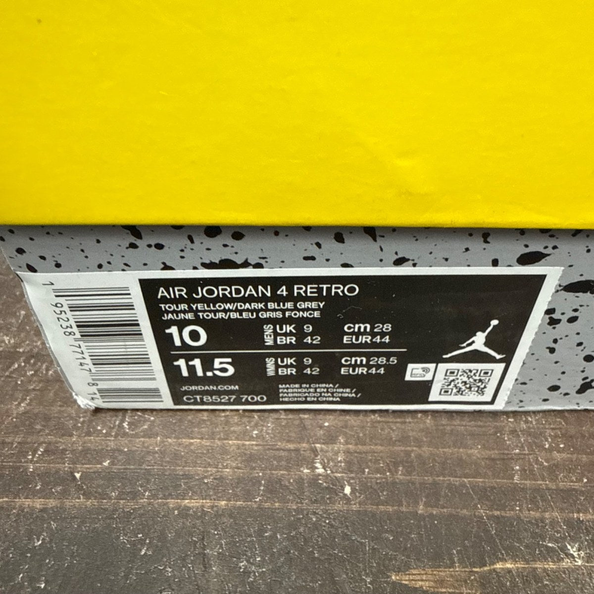 Jordan 4 Retro Lightning (2021) Size 10 (Pre-Owned) - aux