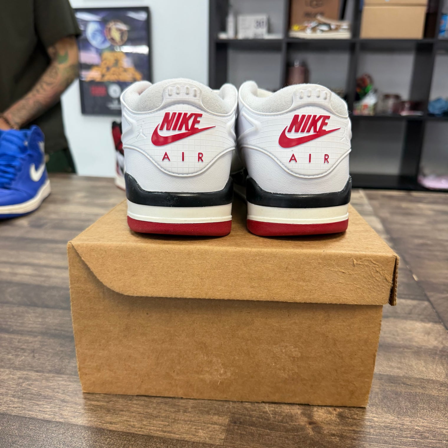 Jordan 4 RM White Fire Red (US 9.5) (USED, No Box)