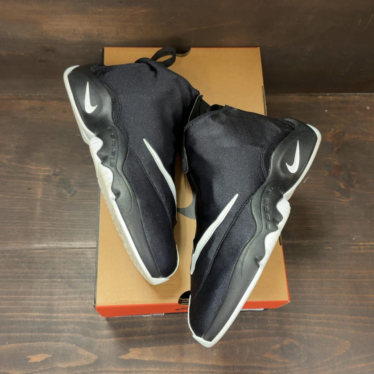 Nike Air Zoom Flight The Glove Black White OG (2026) Size 10 (Pre-Owned) - back