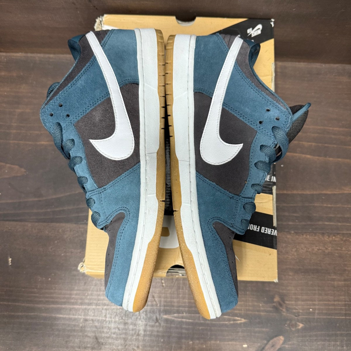 Nike SB Dunk Low Pro Slate Blue White Tar Size 12 (Pre-Owned) - Image 3