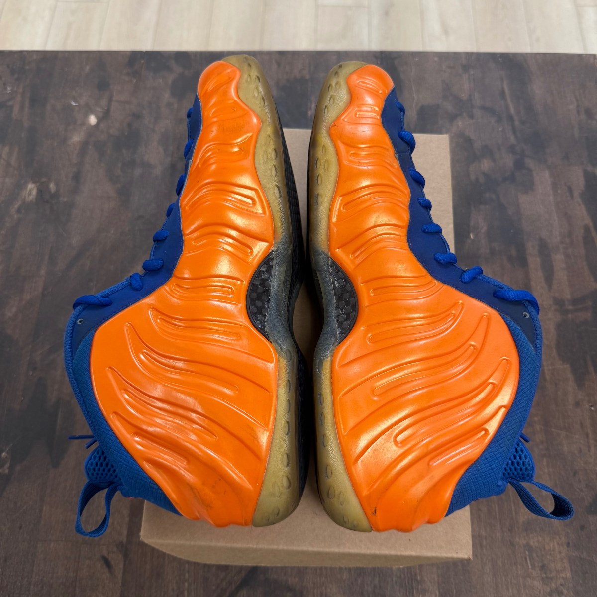 Nike Air Foamposite One Knicks Size 13 (Pre-Owned) - Image 3