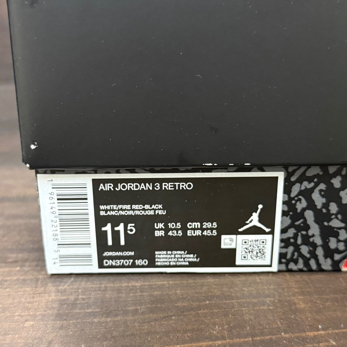 Jordan 3 Retro Fire Red (2022) - Image 6