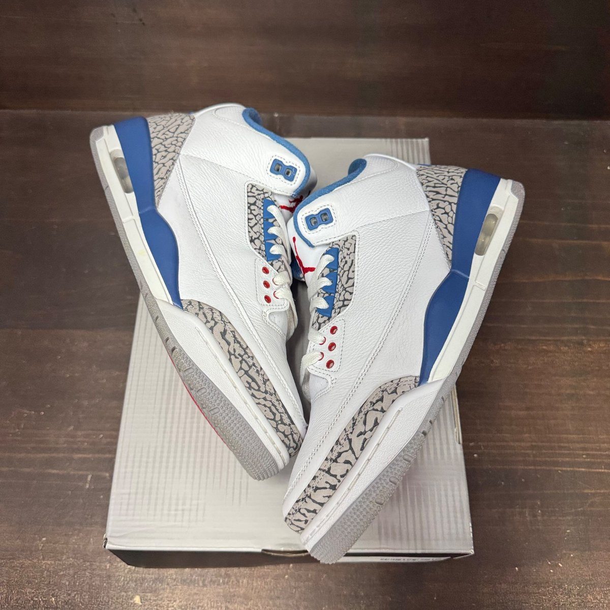 Jordan 3 Retro True Blue (2026) Size 9.5 (Pre-Owned) - back
