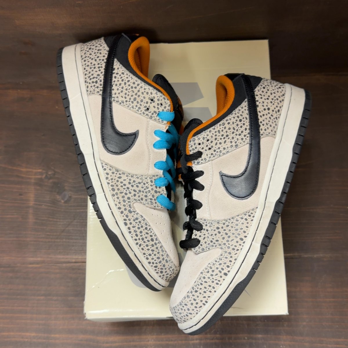 Nike SB Dunk Low Electric Pack Olympic Safari Size 10 (Pre-Owned) - back