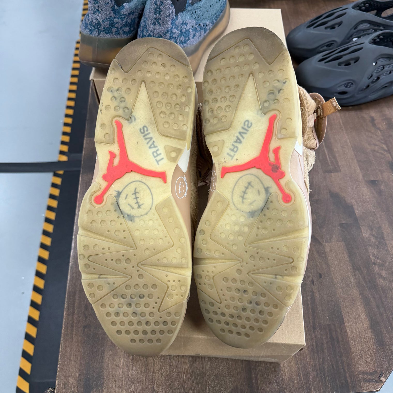 Travis Scott British Khaki Jordan 6 Retro (USED, No Box)