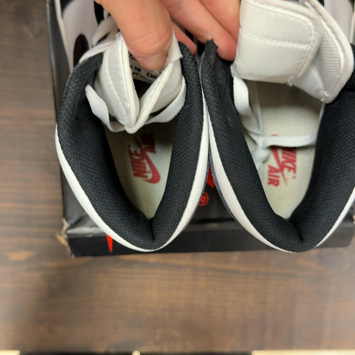 Jordan 1 Retro Black White (2014) Size 13 (Pre-Owned) - Image 6