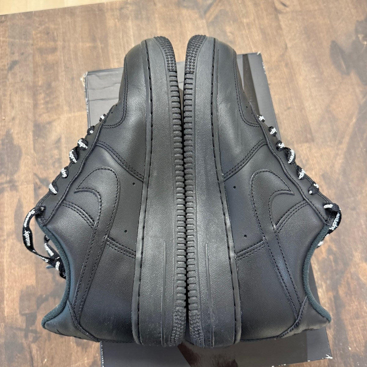 Nike Air Force 1 Low Supreme Black - Image 5