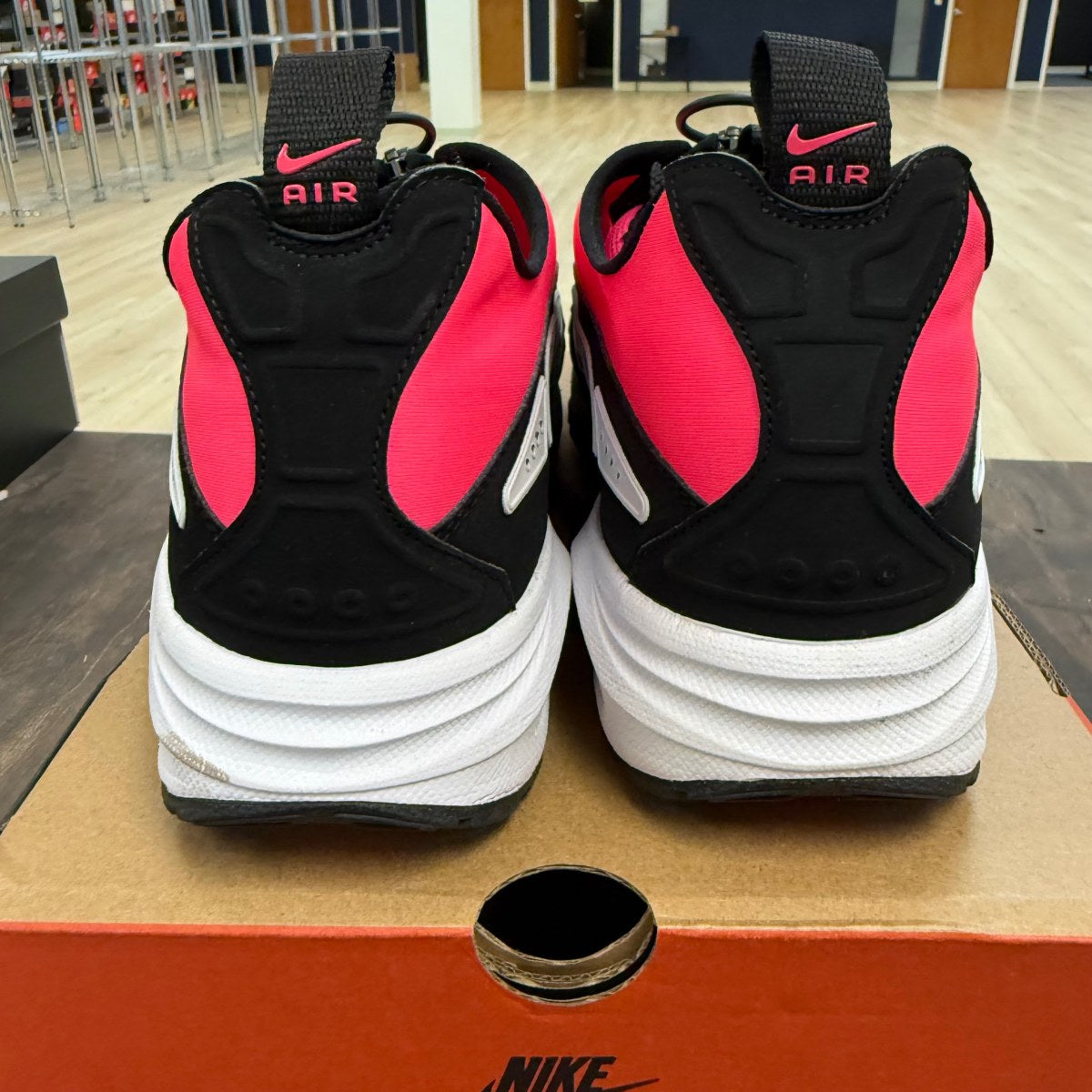Nike Air Max Sunder Hyper Pink Black (Women's) - Image 4