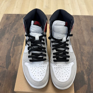 Jordan 1 Retro High Light Smoke Grey Size 10.5 (Pre-Owned) - Image 2