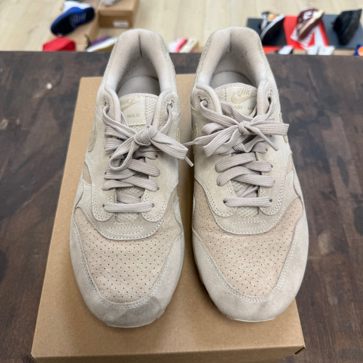 Nike Air Max 1 Desert Sand Suede Size 9 (Pre-Owned) - Image 2