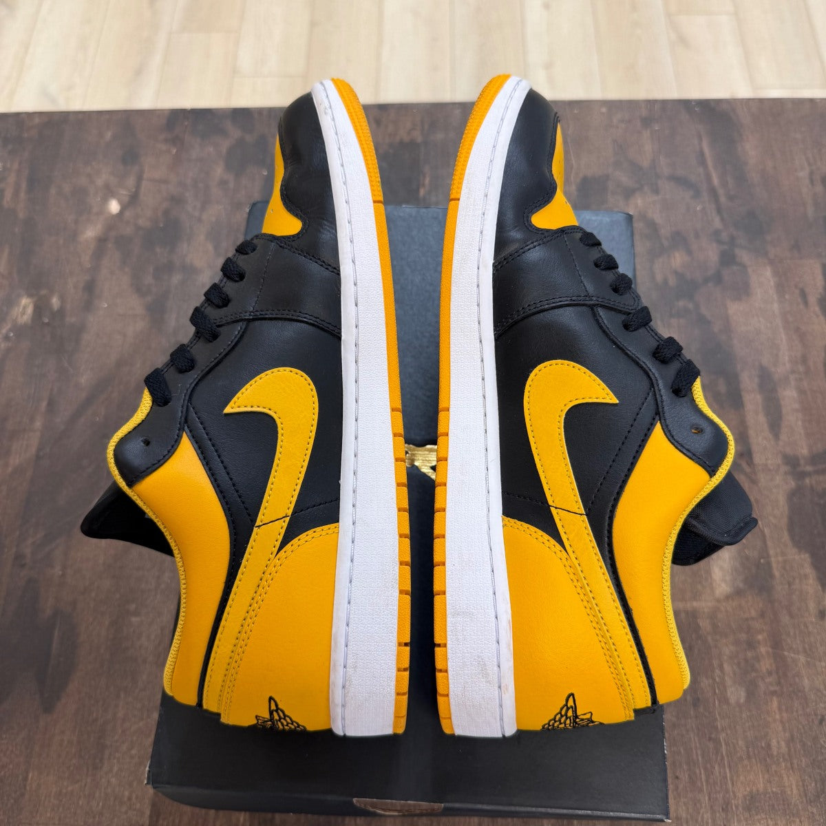 Jordan 1 Low Yellow Ochre - Image 4
