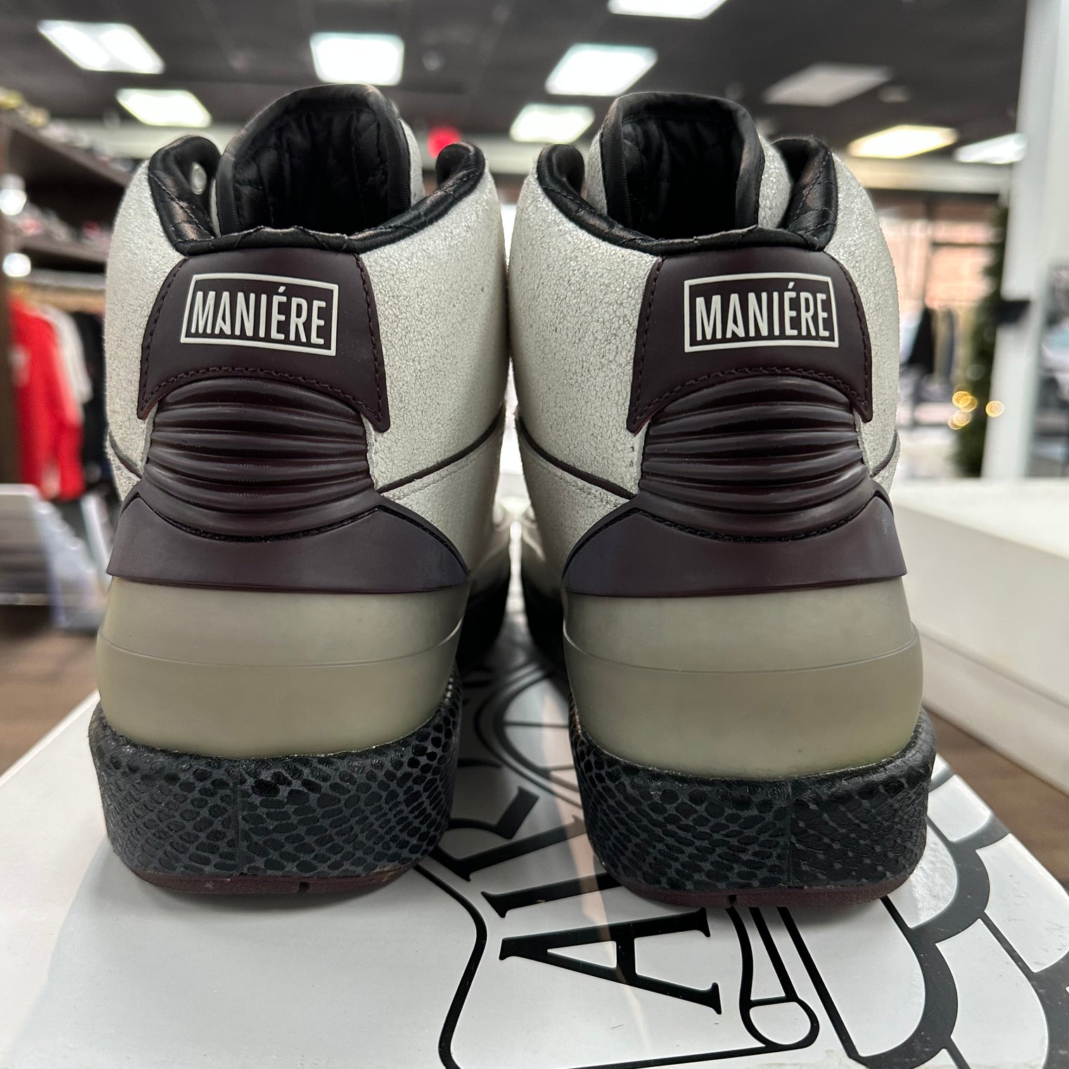 Jordan 2 Retro A Ma Maniére (USED)