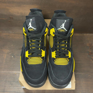Jordan 4 Retro Thunder (2023) Size 12 (Pre-Owned) - tag