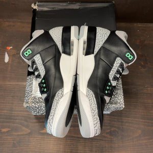 Jordan 3 Retro Green Glow Size 13 (Pre-Owned) - aux