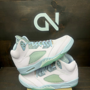 Jordan 5 Retro Easter (2022) Size 12.5 (Pre-Owned) - Image 1