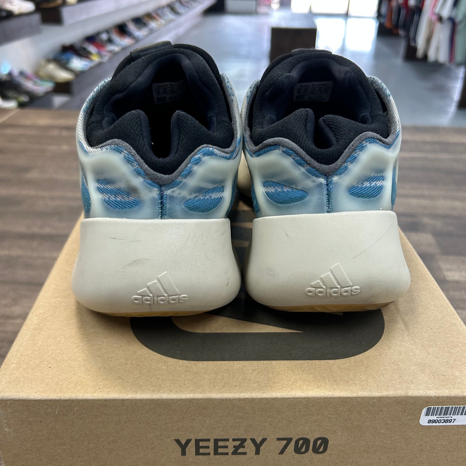 Kyanite Yeezy 700 V3 (USED)
