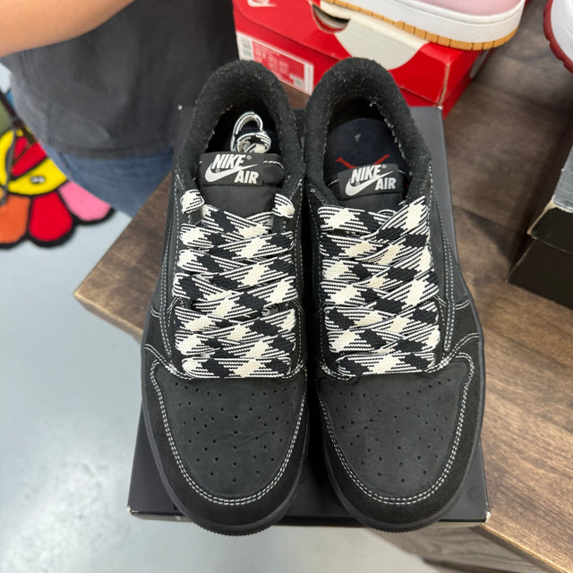 Phantom Travis Scott Jordan 1 Low OG SP (Used)