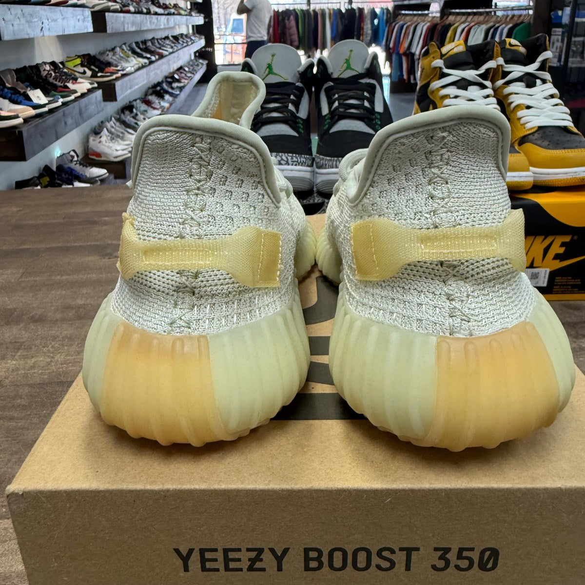 adidas Yeezy Boost 350 V2 Light - Image 4