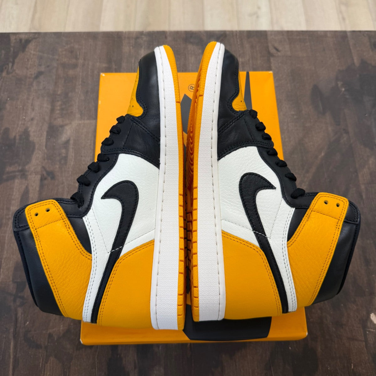 Jordan 1 Retro High OG Taxi - Image 4