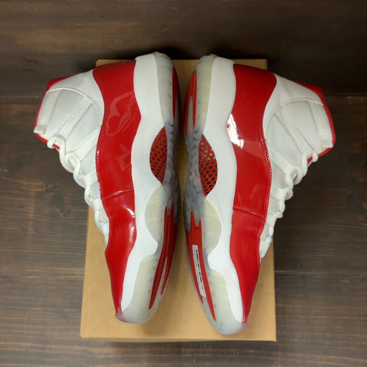 Jordan 11 Retro Cherry (2022) Size 11 (Pre-Owned) - Image 4