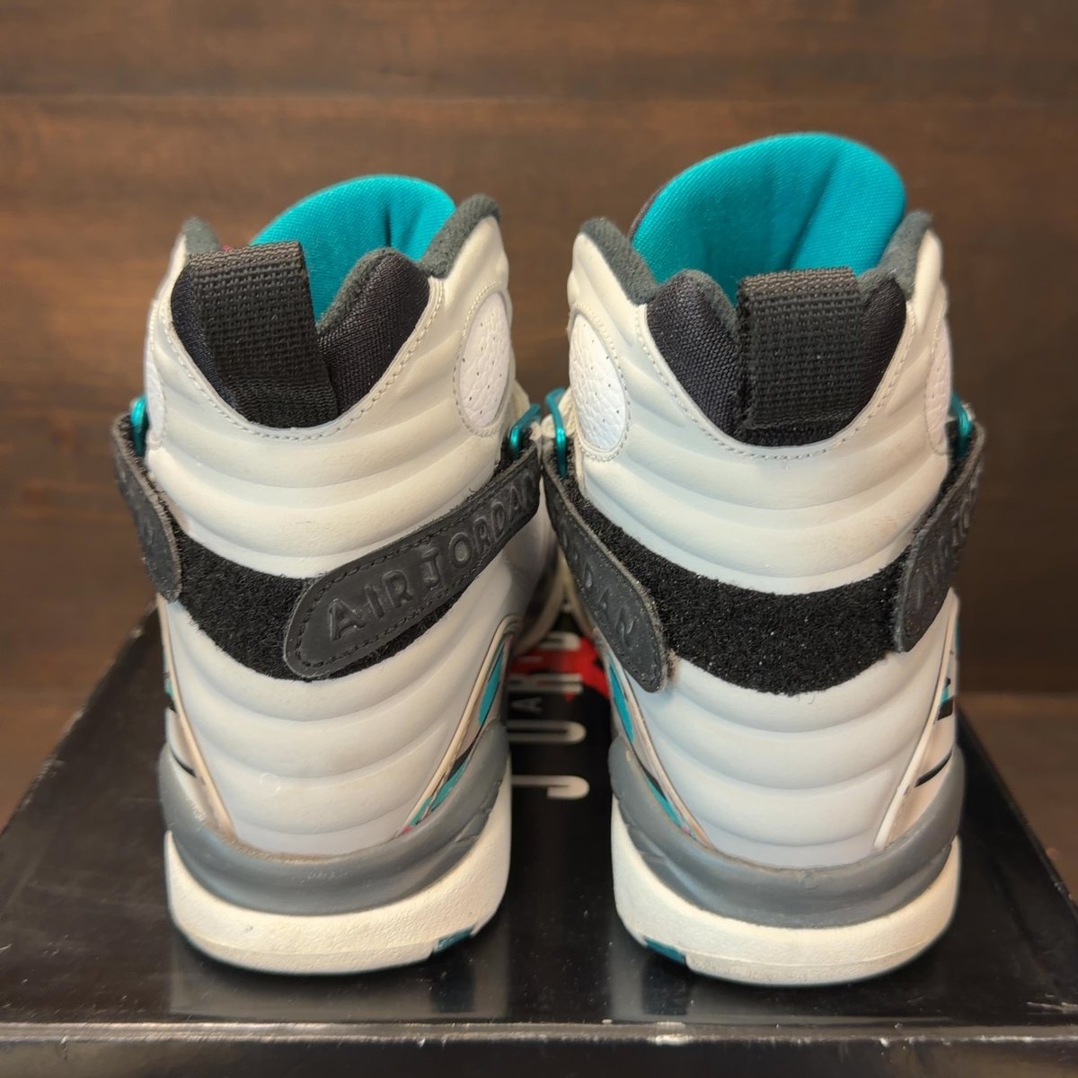 Jordan 8 Retro South Beach (GS) Size 7Y (Pre-Owned) - aux