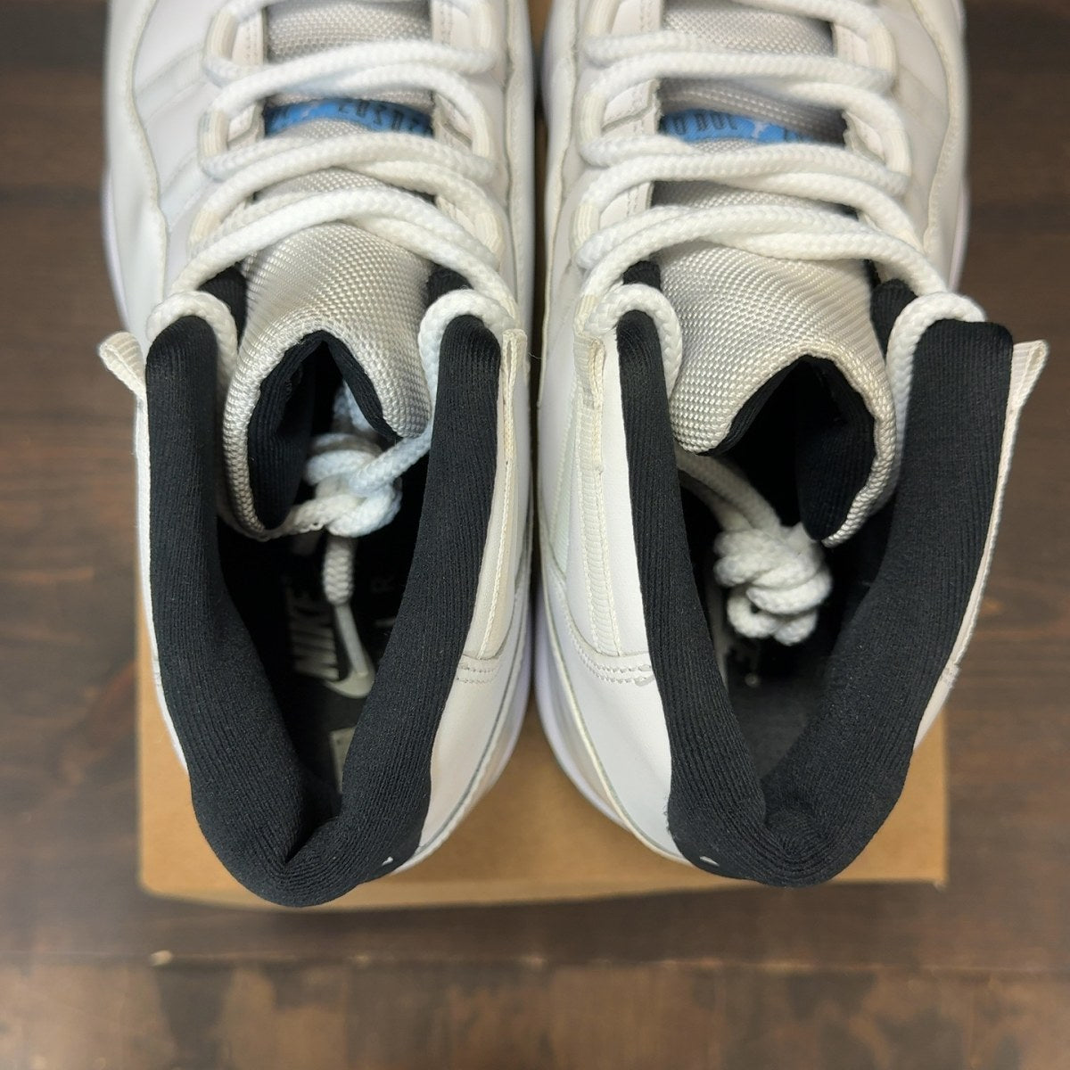 Jordan 11 Retro Legend Blue (2024) Size 11 (Pre-Owned) - Image 6