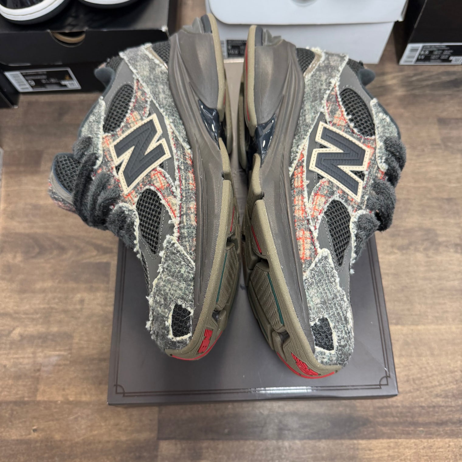 Joe Freshgoods Hand-Me-Downs New Balance 2010 (USED)