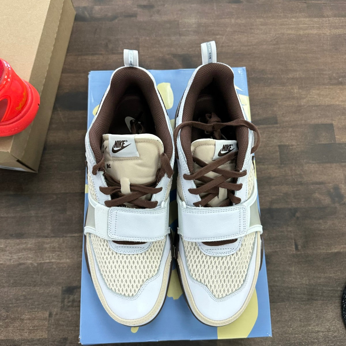 Nike Zoom Field Jaxx Travis Scott Light Chocolate - Image 2