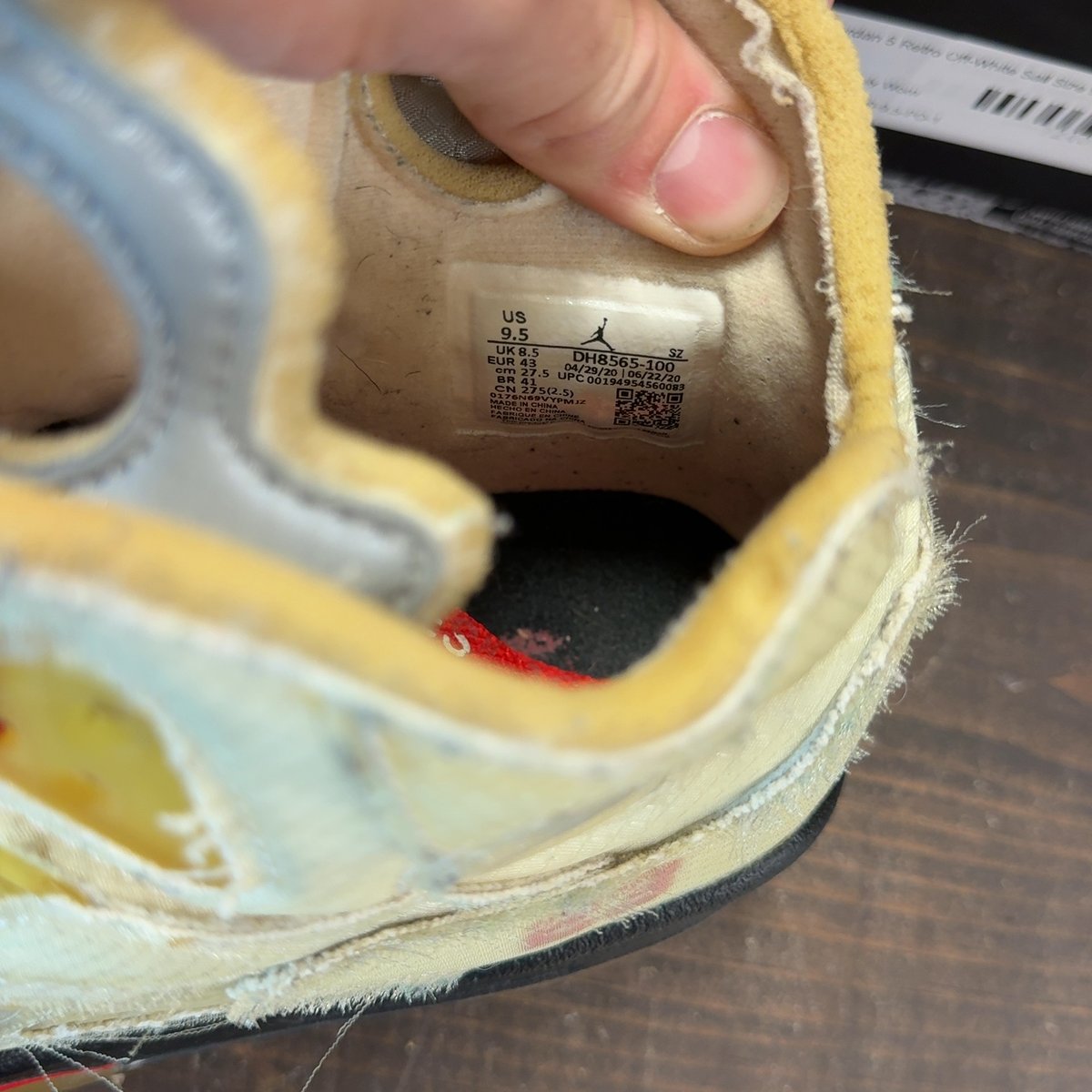 Jordan 5 Retro Off-White Sail Size 9.5 (Pre-Owned) - aux