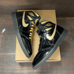Jordan 1 Retro High Black Metallic Gold (2020) Size 8 (Pre-Owned) - back