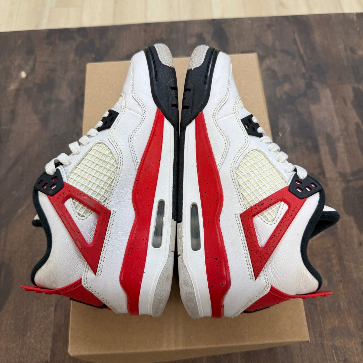 Jordan 4 Retro Red Cement (GS) Size 6Y (Pre-Owned) - Image 4