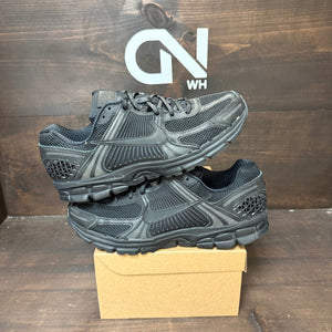Nike Zoom Vomero 5 Triple Black Size 12 (Pre-Owned) - Image 1