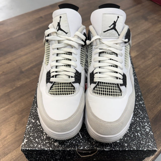 Military Black Jordan 4 (USED)