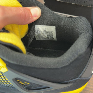 Jordan 4 Retro Thunder (2023) Size 11 (Pre-Owned) - aux