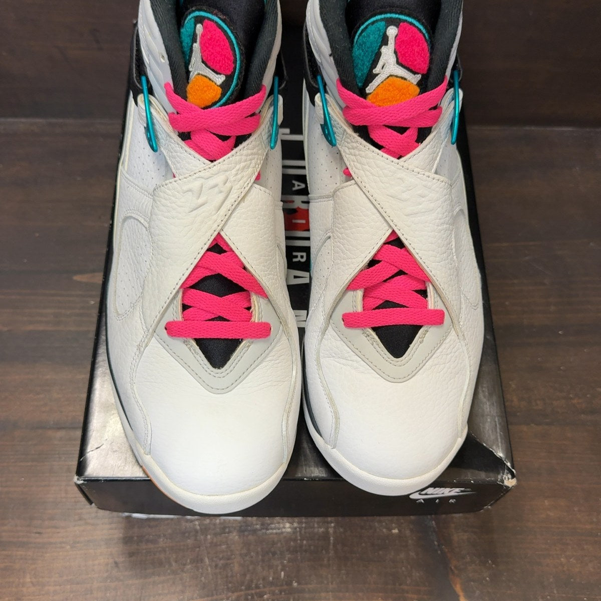 Jordan 8 Retro South Beach Size 9 (Pre-Owned) - Image 3