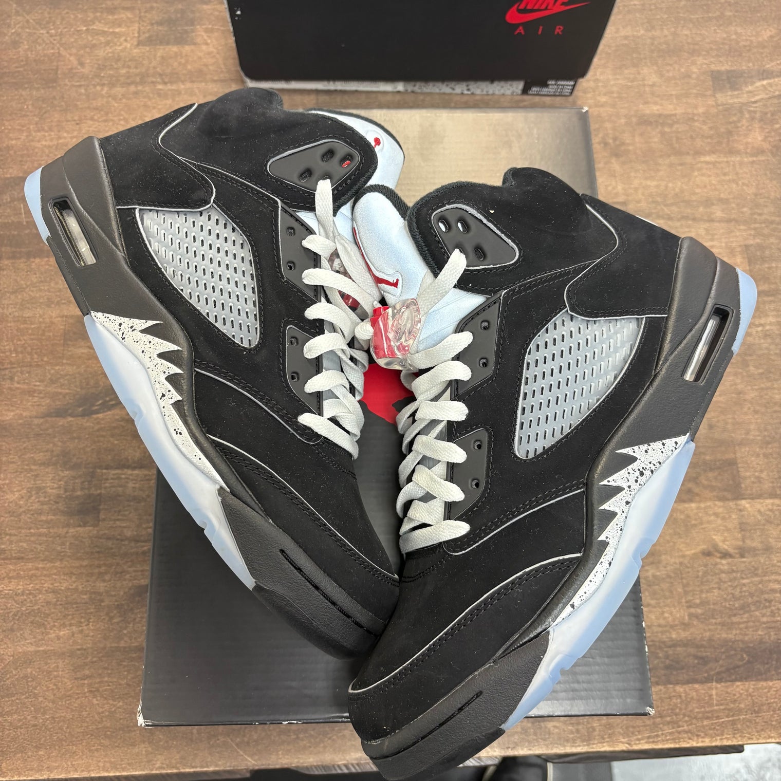 Black Metallic Jordan 5 (2025) (USED)