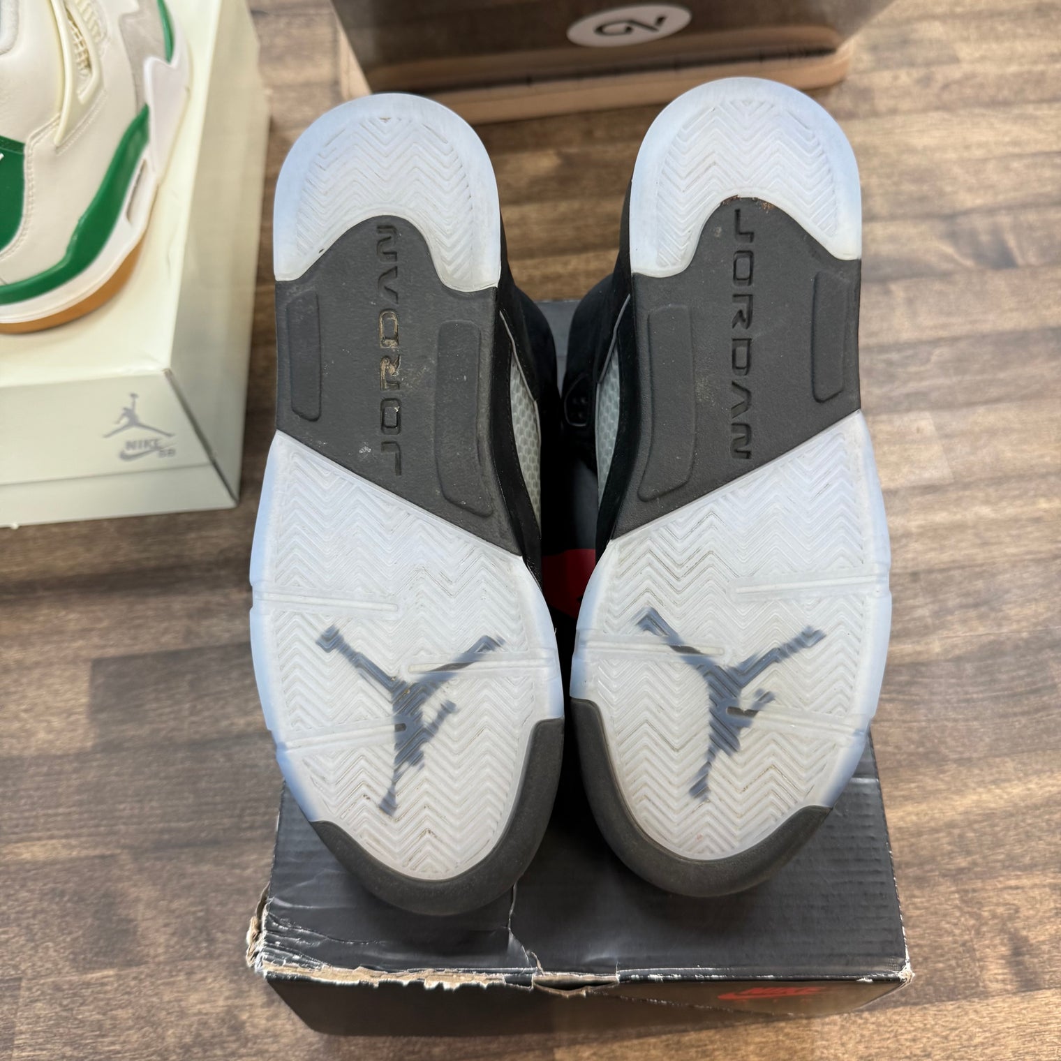 Black Metallic Jordan 5 2025 (GS) (Used)