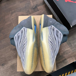 adidas Yeezy QNTM Mono Carbon (US 10) (USED,No Box) Size 10 (Pre-Owned) - Image 3