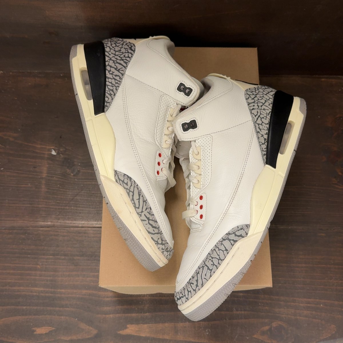 Jordan 3 Retro White Cement Reimagined Size 12 (Pre-Owned) - back