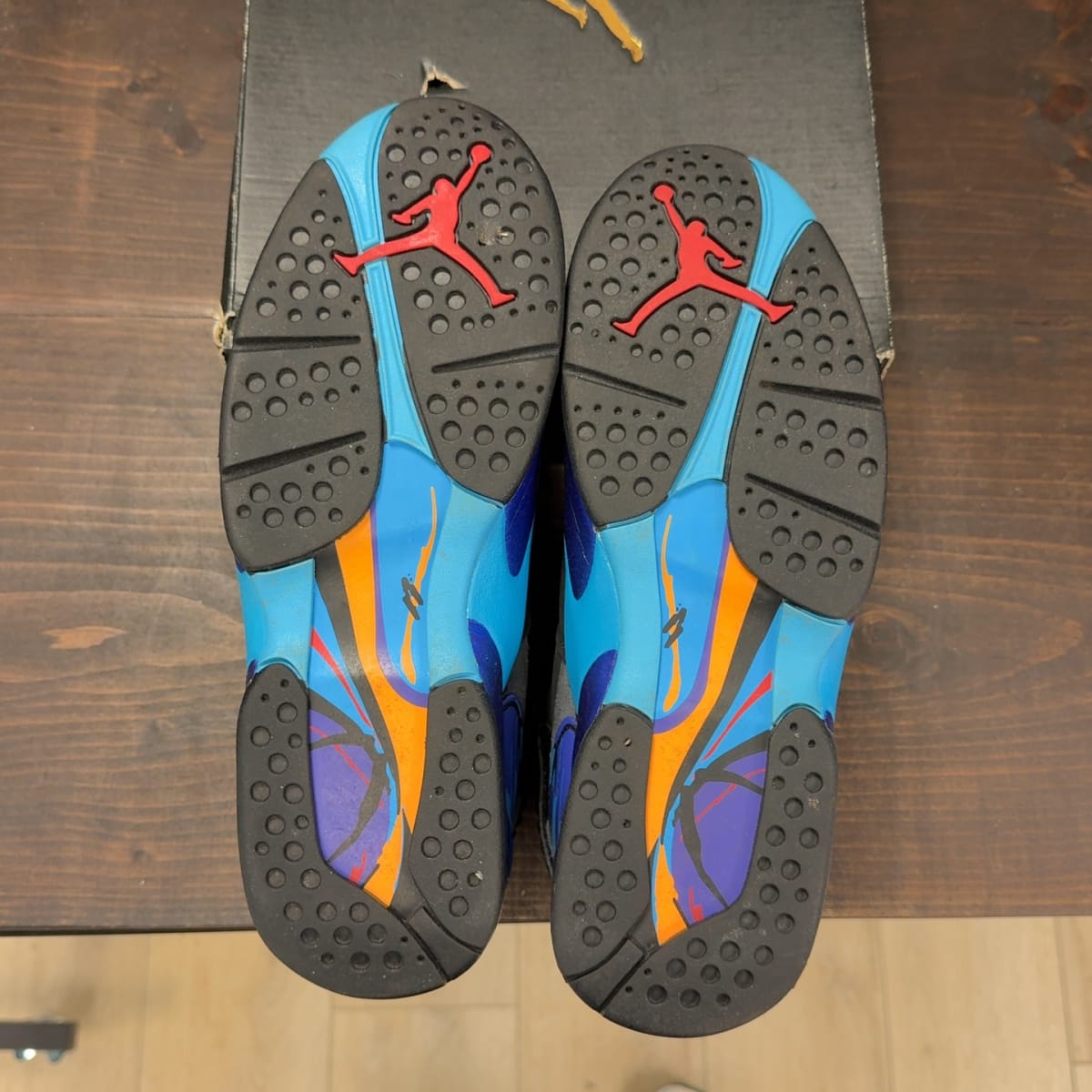Jordan 8 Retro Aqua (2015) Size 10.5 (Pre-Owned) - aux