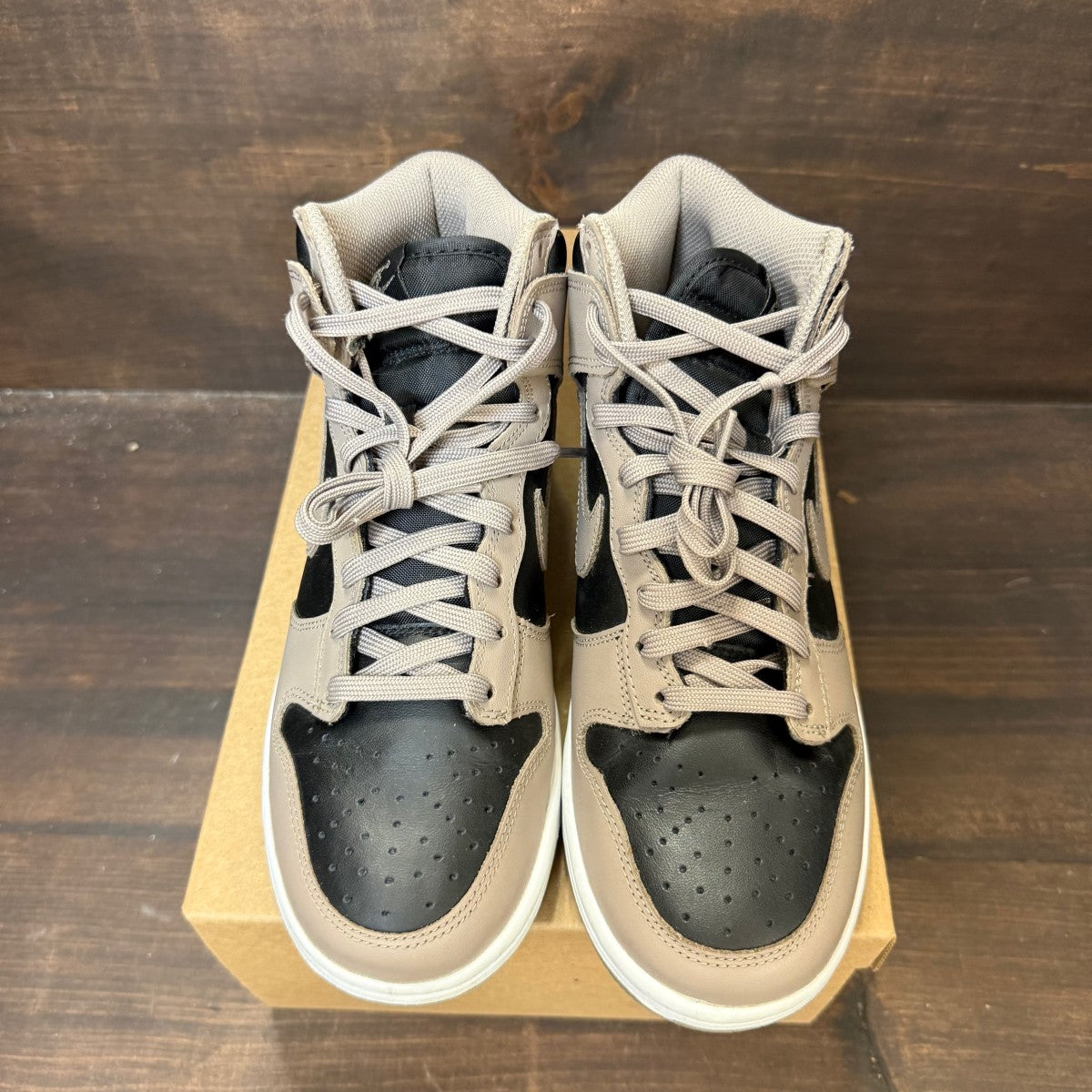Nike Dunk High Moon Fossil (Women's) Size 8W (Pre-Owned) - Image 2