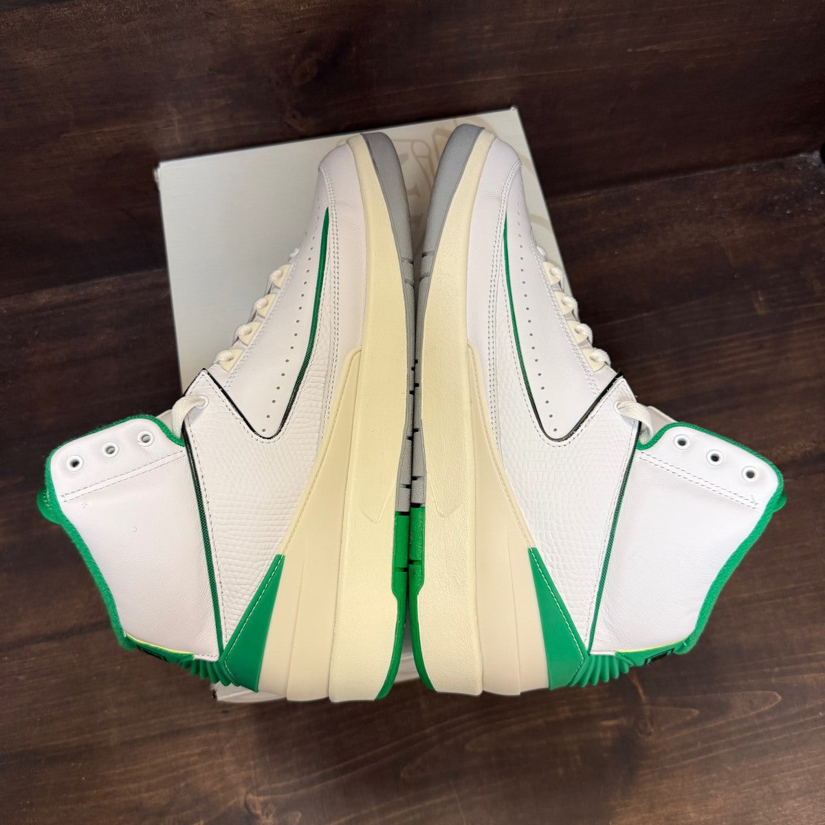Jordan 2 Retro Lucky Green - Image 4