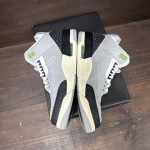 Jordan 3 Retro Chlorophyll Size 10.5 (Pre-Owned) - side